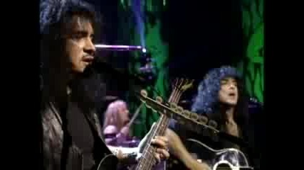 Kiss - Do You Love Me