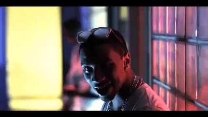 •2o1o •[превод] Soulja Boy ft Lil B - 30 Thousand 100 Million (official Music Video)