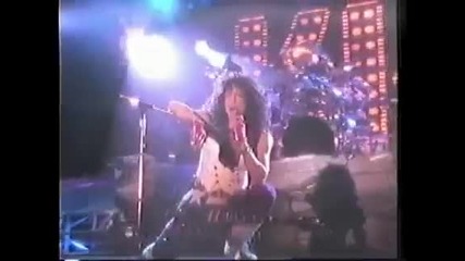 Превод - Kiss - Reason To Live 