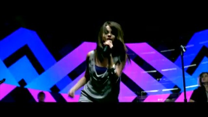 Selena Gomez - Falling Down - Kiss and Tell 
