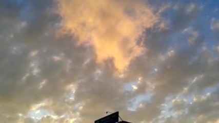 Страховит облак над сграда в Бургас! 🙄