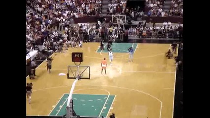 Steve Nash playing soccer 