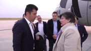 Кадри от отпътуването на българската делегация за Украйна