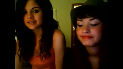 demi lovato and selena gomez -govorqt za nas fenovete