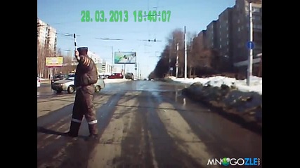 това може да се види само в Русия (смях)