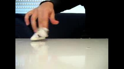 Fingers breakdance 