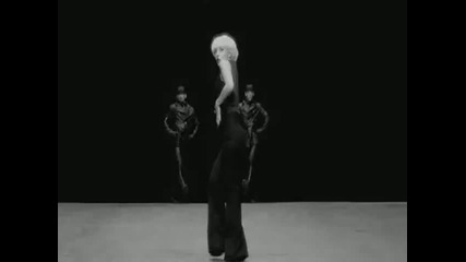 Lady Gaga - Alejandro 