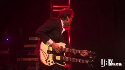 Joe Bonamassa - Young Man Blues - Live from Beacon Theatre