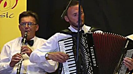 Mujo Isanovic - Sa Igmana Pogledat Je Lijepo Sevdah Fest Bihac 2016