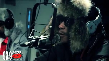 Snoop Dogg and Wiz Khalifa "house Party" Freestyle