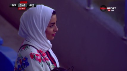 Жената на Сюлеймани го гледа срещу Лудогорец