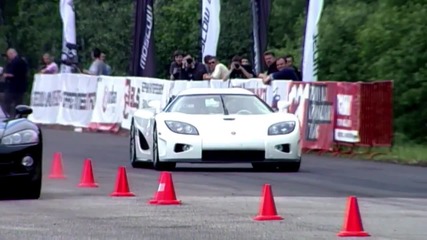 Dodge Viper Srt-10 vs Koenigsegg Ccxf