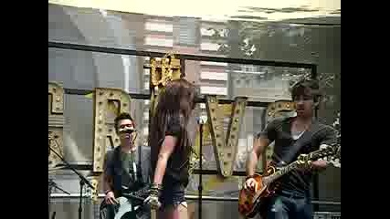 Ashley Tisdale - What If - Live at The Grove in La