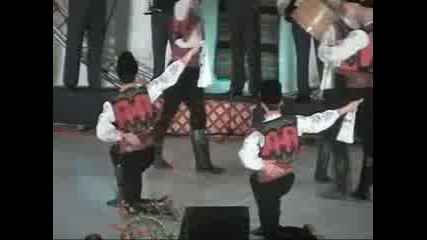Ансамбъл “одесос” гр. Варна - Великденска плетеница - Загарски танц