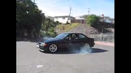 Bmw E36 Burnout.flv