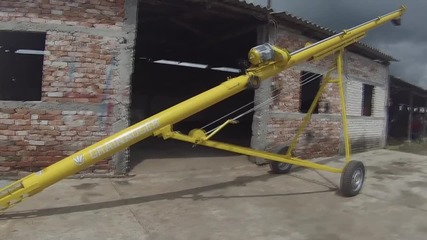 Ръчно изработен зърнотоварач - 10 метра