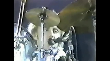 Queen - I`m In Love With My Car ( Каракас 1981)