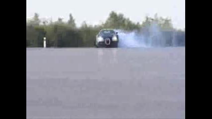 Bugatti Veyron 16.4 Testing On Track
