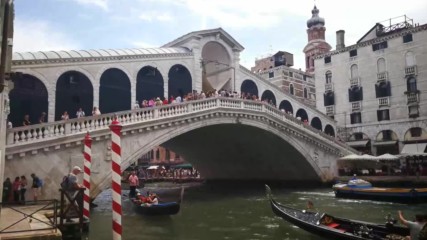 Боби на екскурзия до Венеция