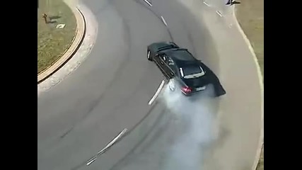 Mercedes Benz S 500 drift