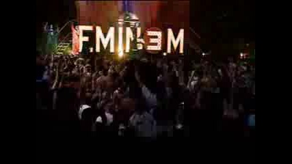 Eminem Live - The Real Slim Shady (The Up In Smoke Tour)