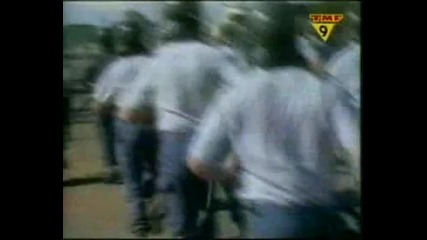 Guns N Roses - Welcome To The Jungle