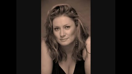 Anne Bryony - She Moved Through The Fair 