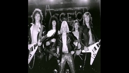Accept - Rolling Thunder