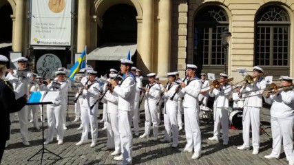 Royal Swedish Cadet Band - It's raining men