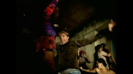 Ricky Martin - She Bangs (spanish version) 