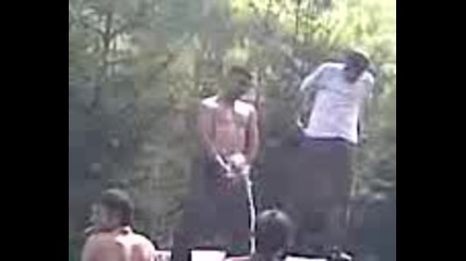 Роми се оливат с бира В Ябланица 2008