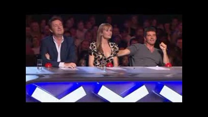 Изправиха ги на крака, вижте ги : Britains Got Talent - Michael Jackson