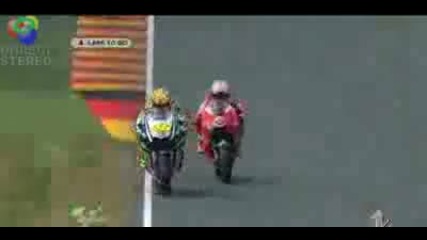 Battle between Stoner and Rossi at German Grand Prix 2010 Go Caseyyyy
