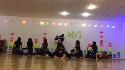 Xmas party_mvj Modern Dance