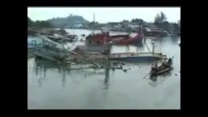 Торнадо предизвиква най - опустошителното цунами което сте виждали