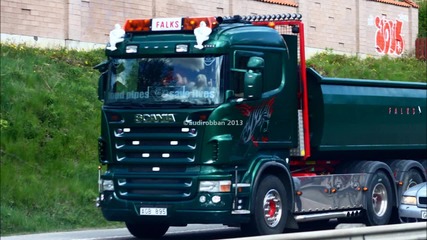 Slideshow With Trucks 171 Hd 720p