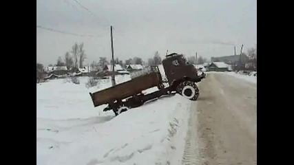 Г А З 66 vs С Н Я Г 