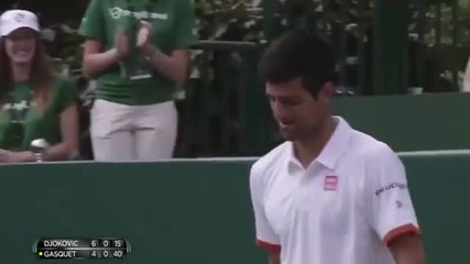 Новак Джокович прави страхотно хващане на тенис топка