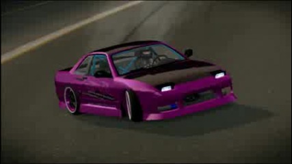 Nissan Onevia drifting around the track 