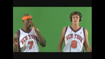 Играчът от Нба Danilo Galinari пее Halo на Beyonce