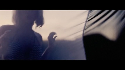 Shakira - Addicted To You