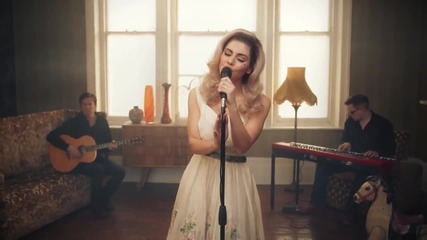 Marina And The Diamonds - Starring Role ( Acoustic )