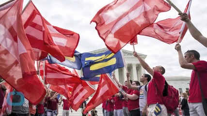 Supreme Court Rules Gay Couples Have Right to Marry