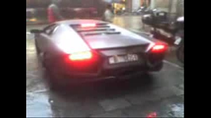 Невероятно Lamborghini Reventоіn На Пътя