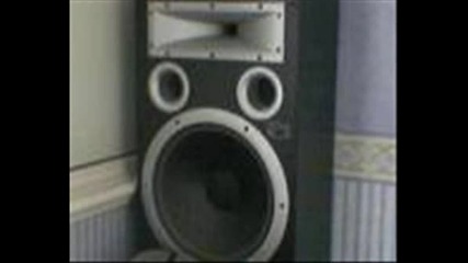 dj - addicted to M. - iam the invisible man(original mix)