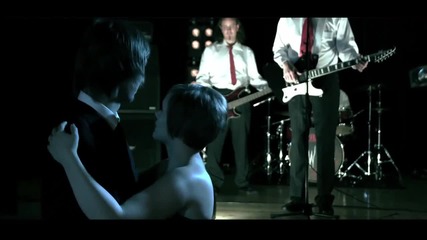 Snow White's Poison Bite - the End Of Prom Night