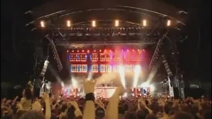 Rammstein - Amerika Live from Volkerball
