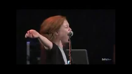 Steffany Frizzell - The more I seek You + Spontaneous worship