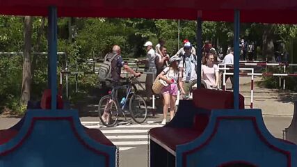 Пиян шофьор на атракционно влакче блъсна туристка в Слънчев бряг