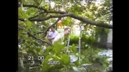 С един удар и без глава ще остане ! 